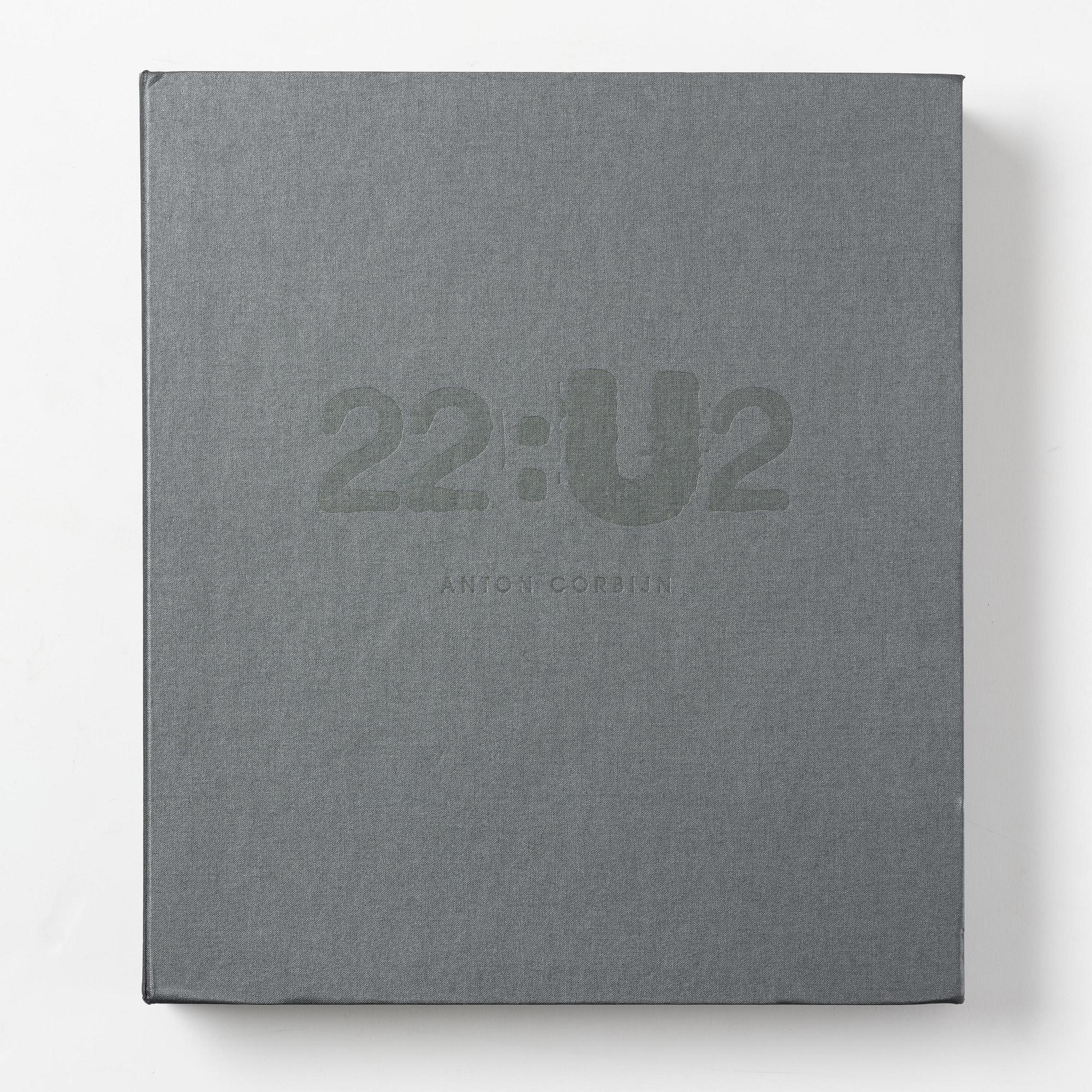 Anton Corbijn, "22:U2", 1982-2003.