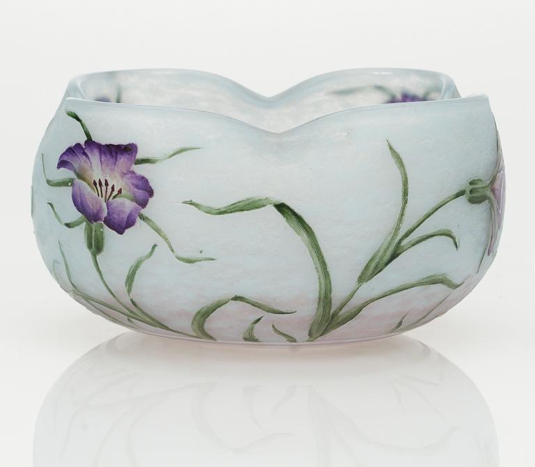 A Daum Art Nouveau cameo glass bowl, Nancy, France.