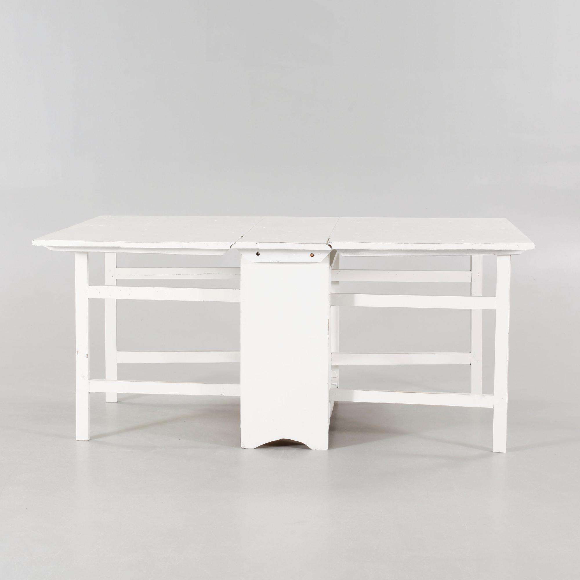 A folding table from the secodn half of the 20th century.