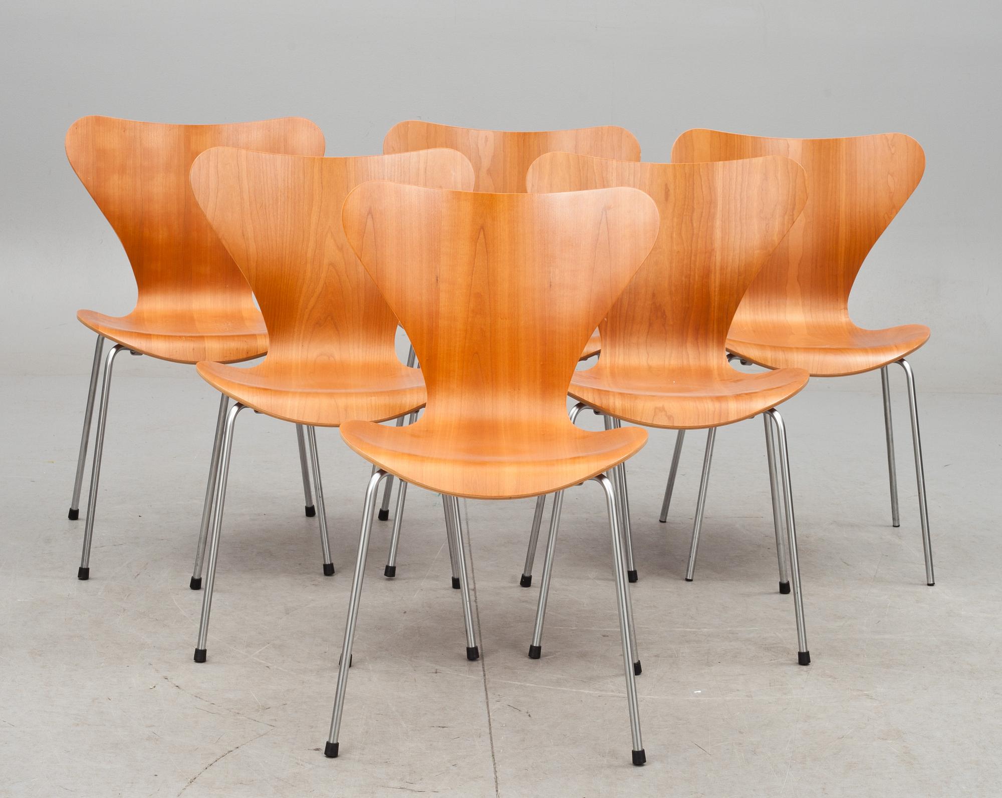STOLAR, 6 st, "Sjuan", Arne Jacobsen, Fritz Hansen.