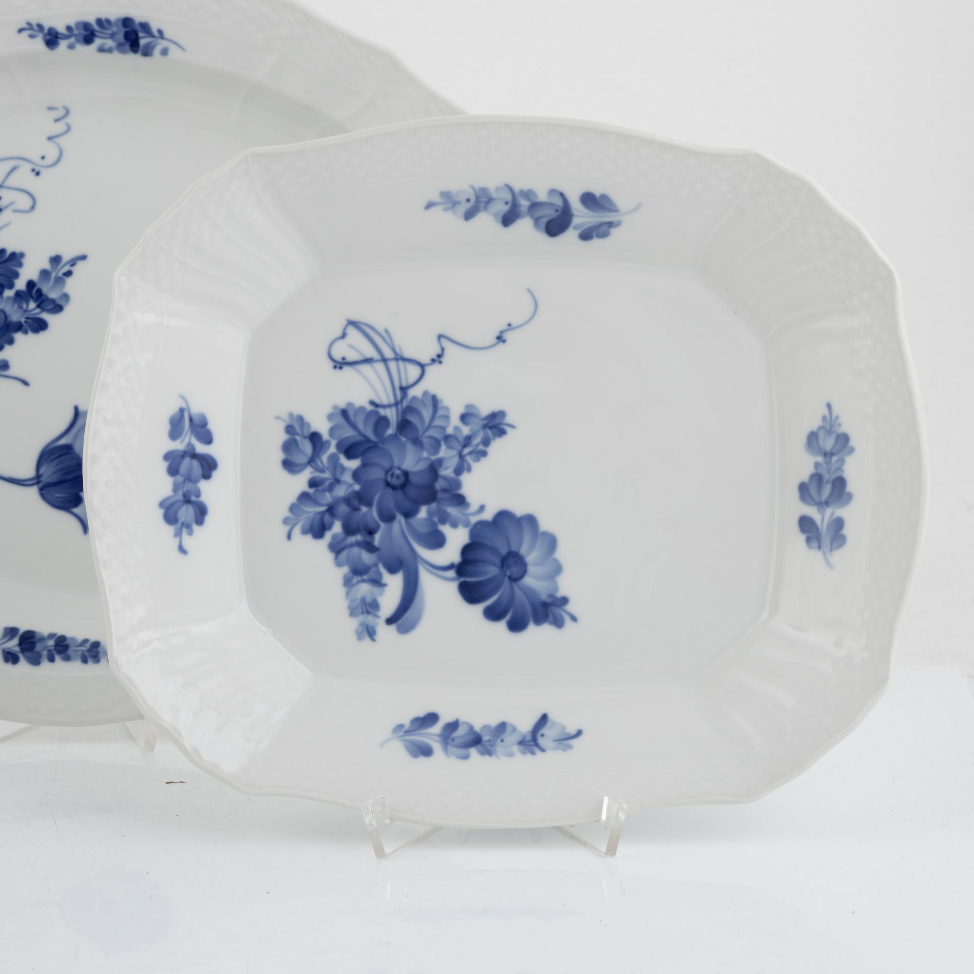 Matervis, 79 pieces, "Blue Flower", Royal Copenhagen, Denmark.