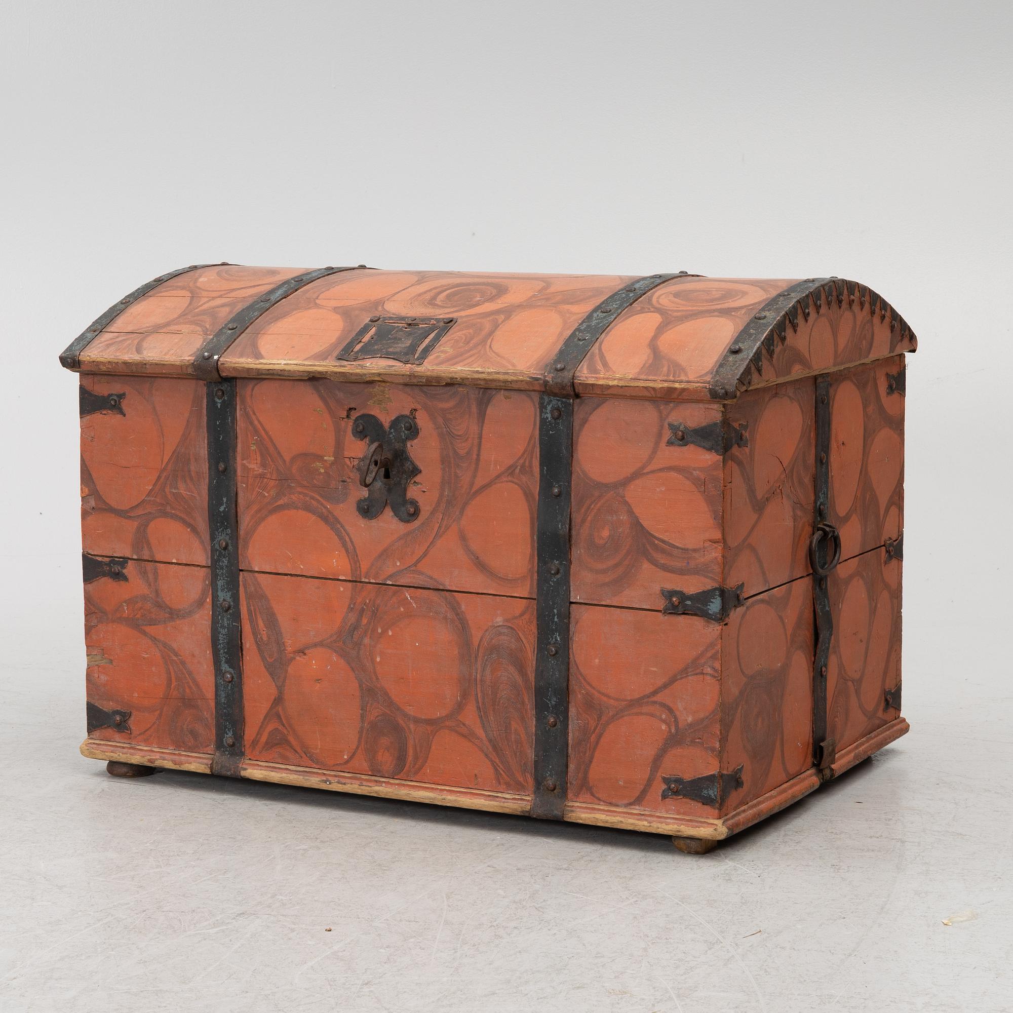 Chest, folk art, 18th century.