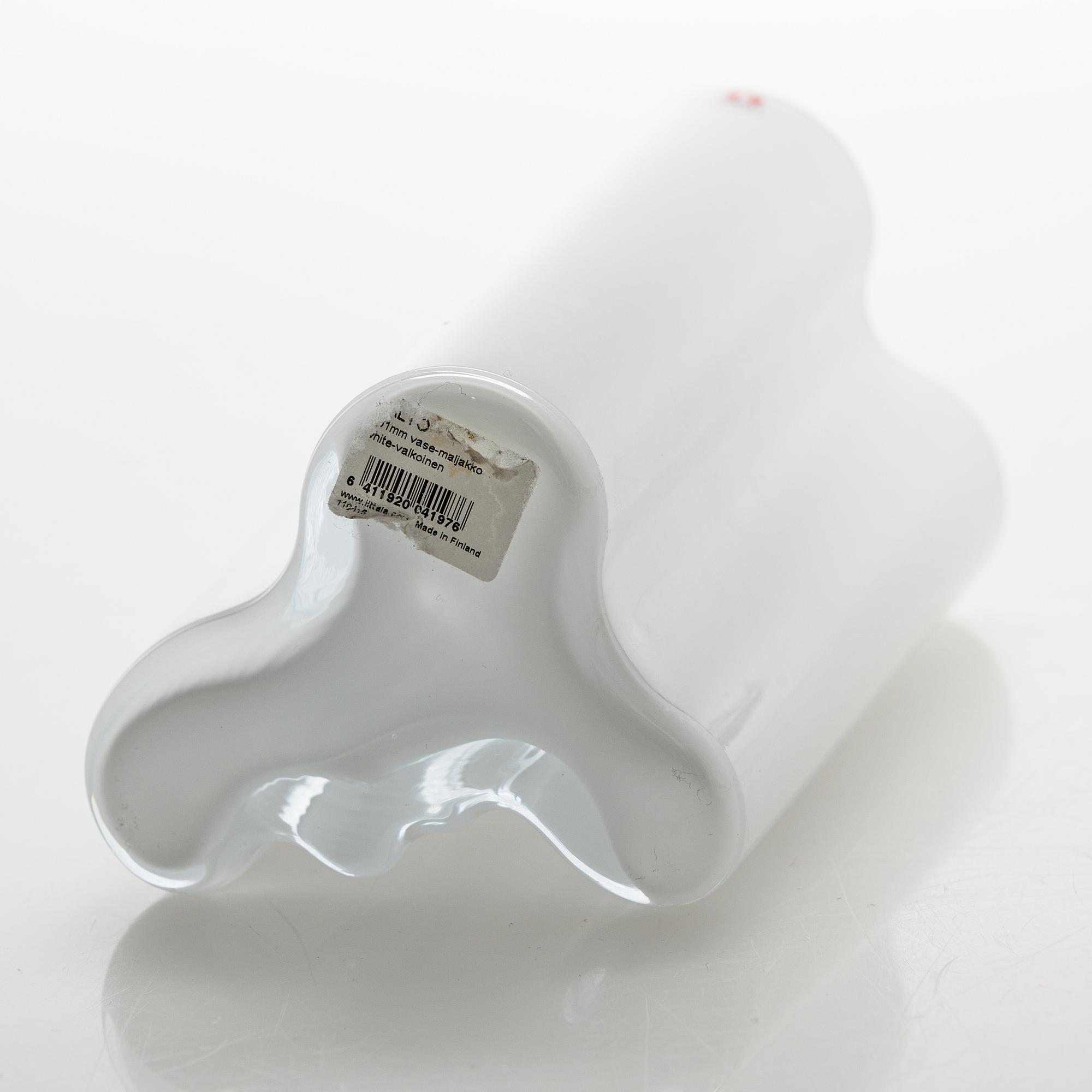 Alvar Aalto, vase, opal glass, Iittala, Finland.