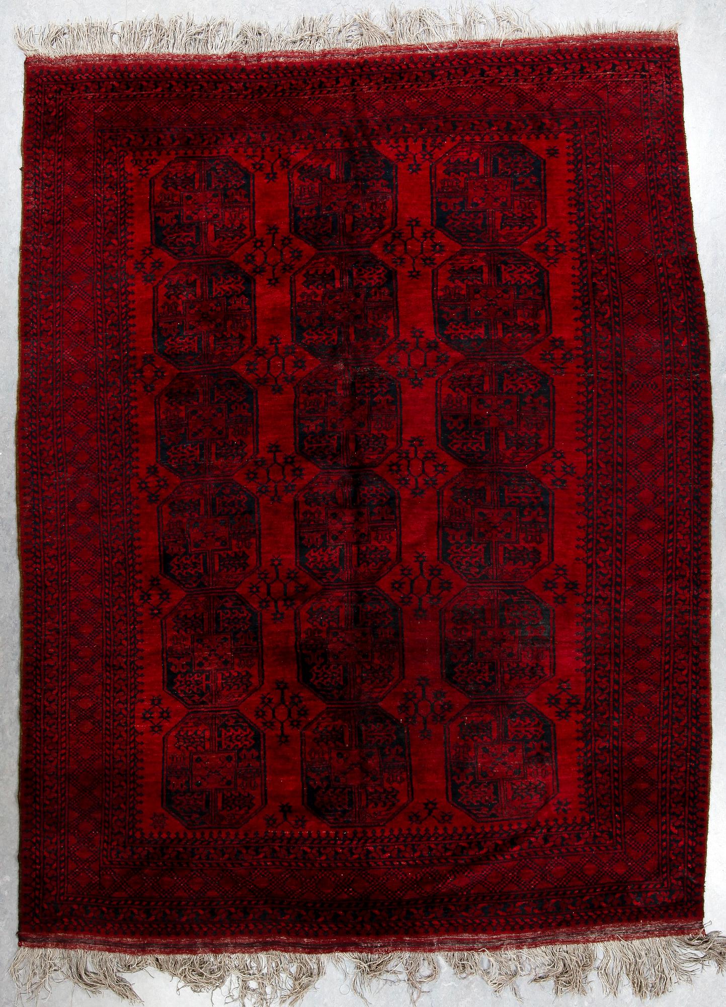 MATTA, semiantik/old Ersari. Ca 336 x 254.