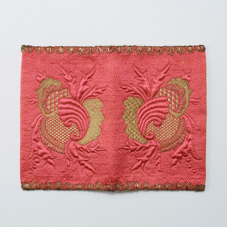 PLÅNBOK, SIDEN. 17 x 11 cm. Sverige 1700-talets mitt.