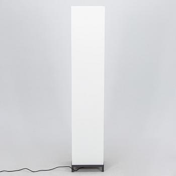 Maurizio Peregalli, golvlampa, "Starcube" för Zeus Noto. Formgiven 1998.