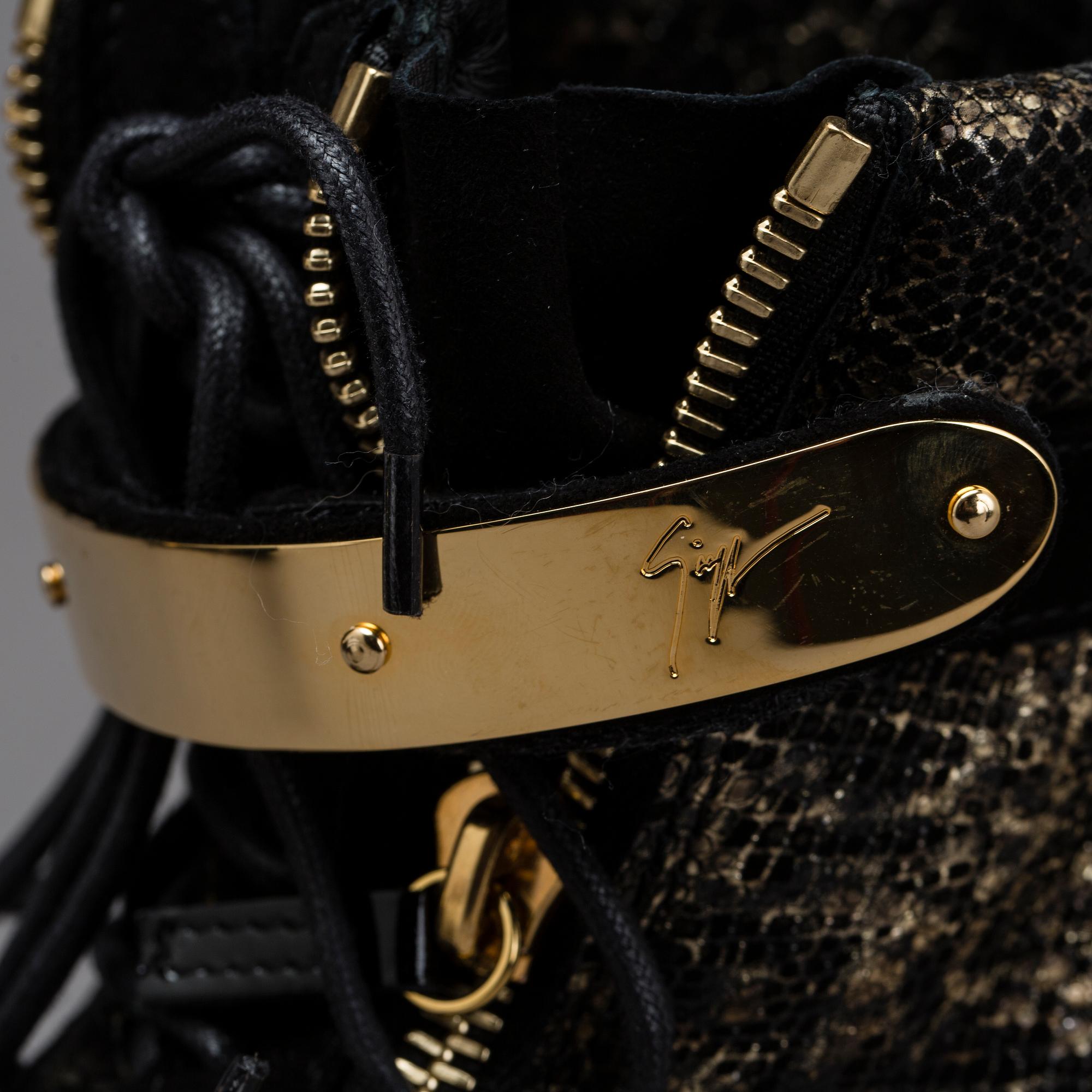 SKOR, Giuseppe Zanotti.