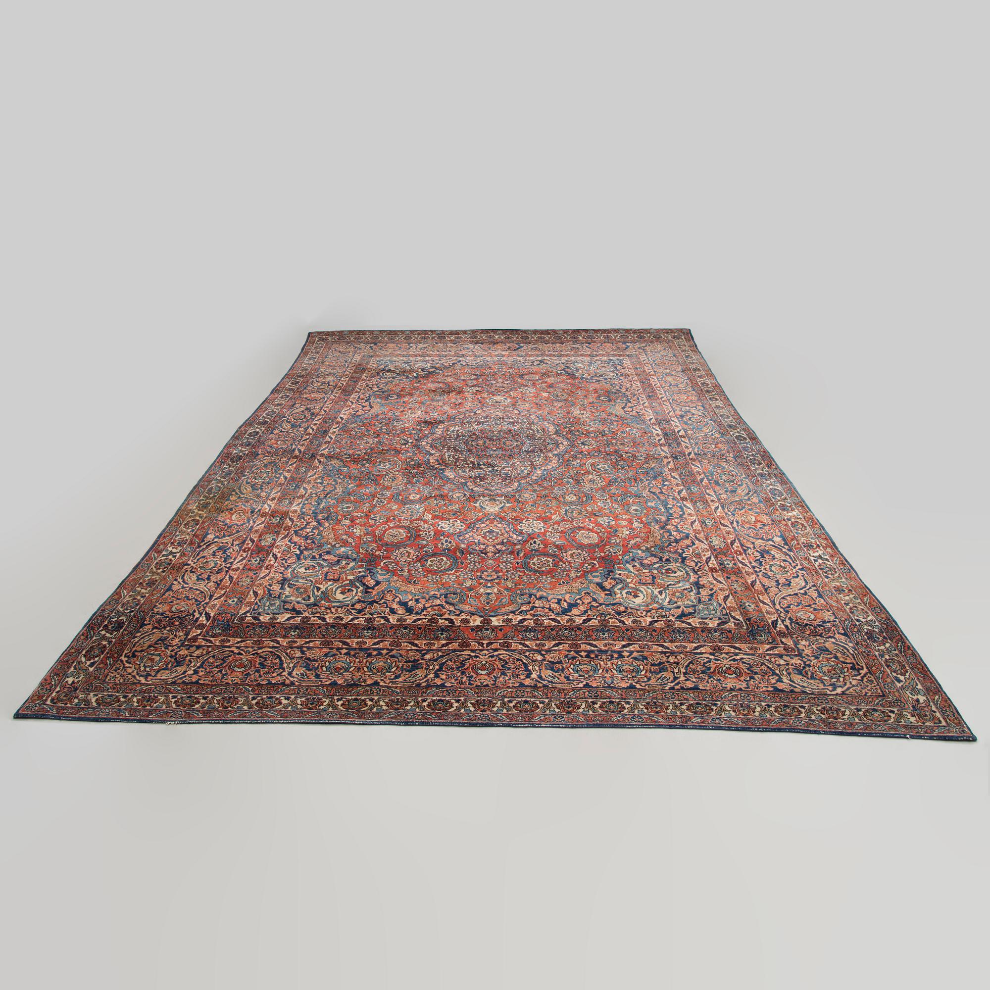 MATTA, Meshed antik, 374x263 cm.
