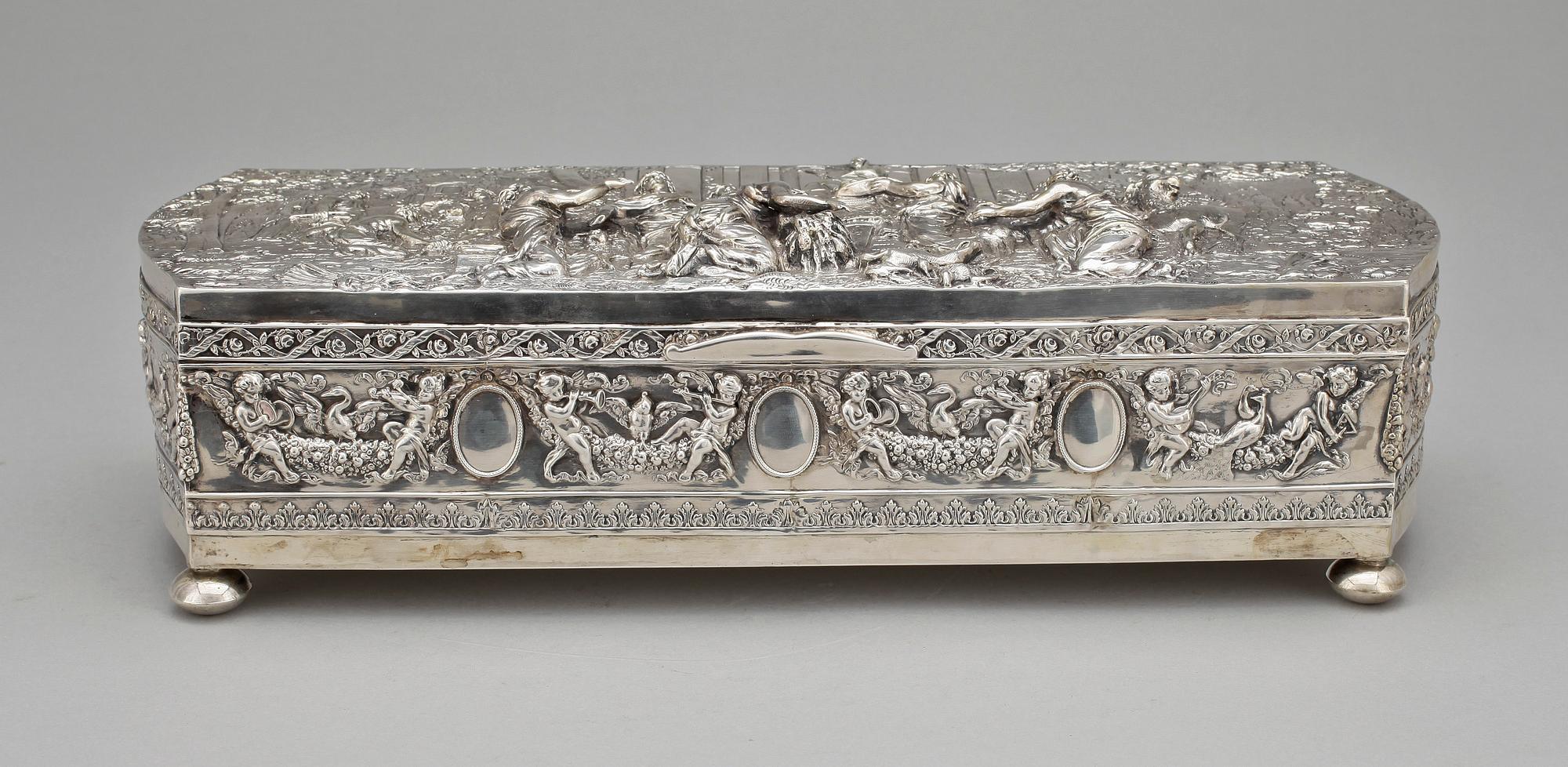 SKRIN, silver, barockstil, troligen Rostock, Tyskland. 1800-talets andra hälft. Vikt ca 1156 g.