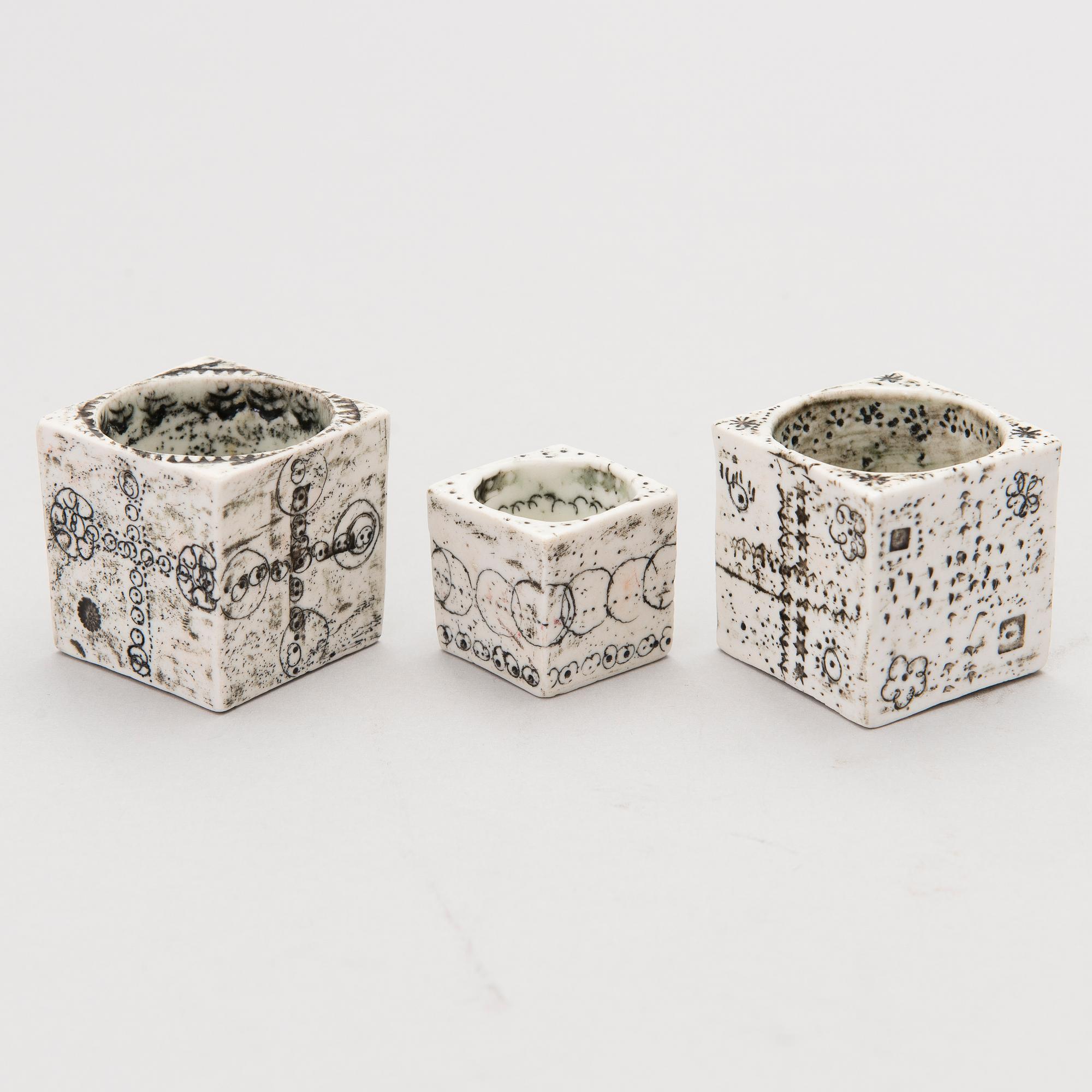 RUT BRYK, mausteikkoja, 3 kpl, kivitavaraa, signeerattu Bryk.