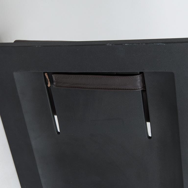 Maarten Van Severen, an "MVS Chaise" lounge chair, Vitra, 2000s.