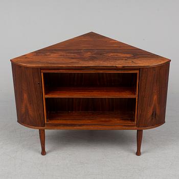 PER GARDNER, a Norwegian rosewood veneerd drinks cabinet, Sola, 1960's.