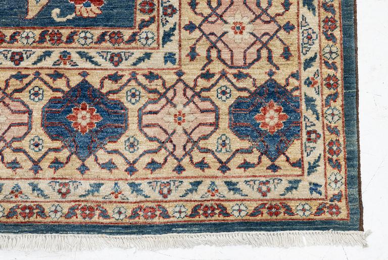 Ziegler carpet Mahal, modern, approx. 390 x 300 cm.