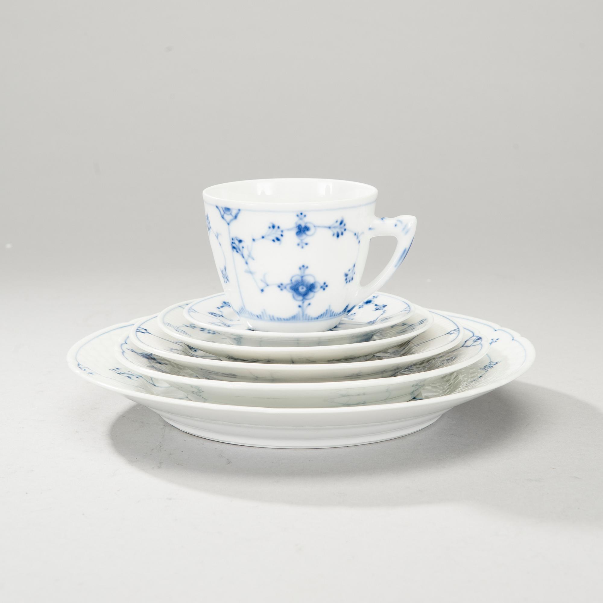 SERVISDELAR, 52 delar, porslin, Bing & Gröndahl, Royal Copenhagen 1900-tal.