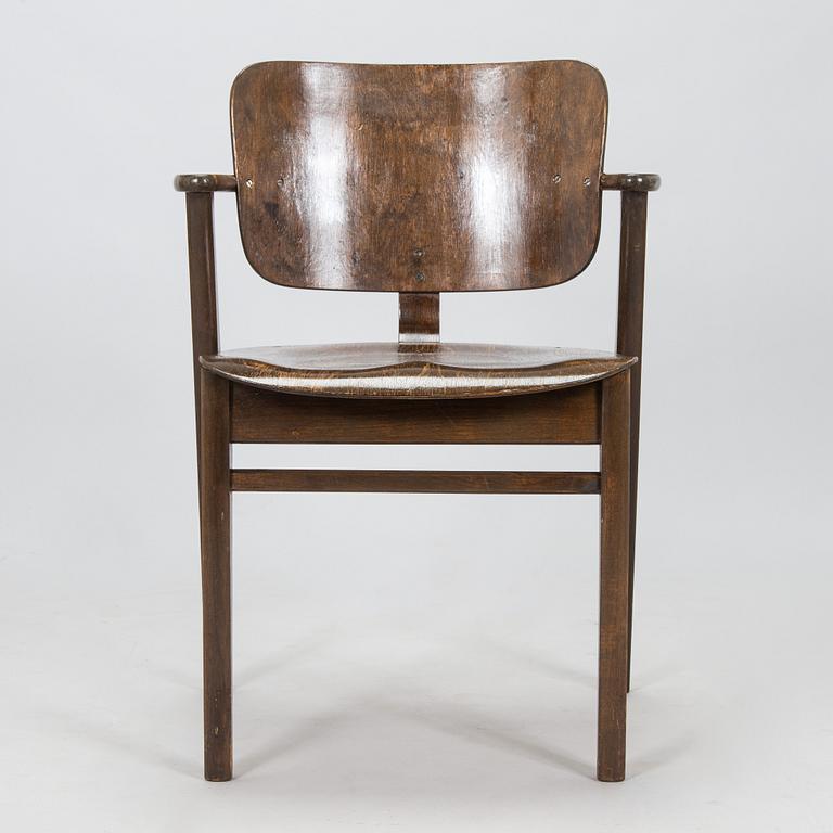 Ilmari Tapiovaara, A mid-20th-century 'Domus' chair.