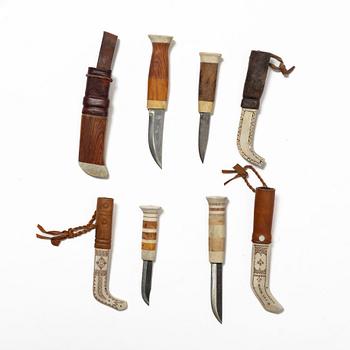 Eight knives, of which seven are half-horn knives, signed.