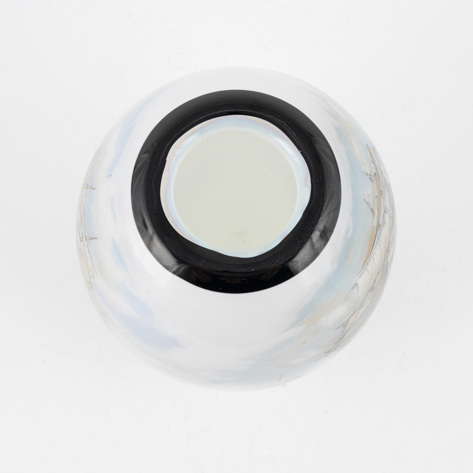 Robert Huber Petersson, a unique graal vase, Sweden.