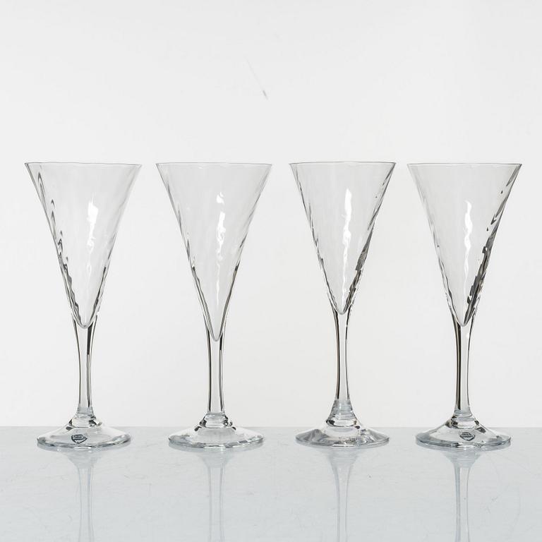 Gunnar Cyrén, 17 champagne flutes, 'Helena', Orrefors.