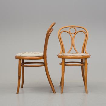 STOLAR, två stycken, Thonet, 1900-talets början.