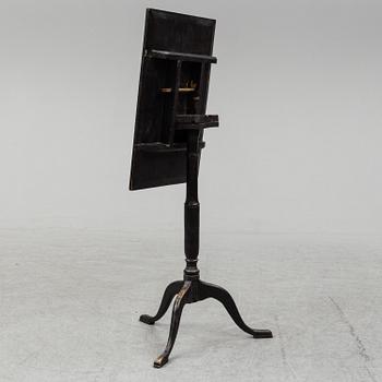 A Swedish tilt top table, attributed to Johan Nils Asplind (Falun 1783-1820).