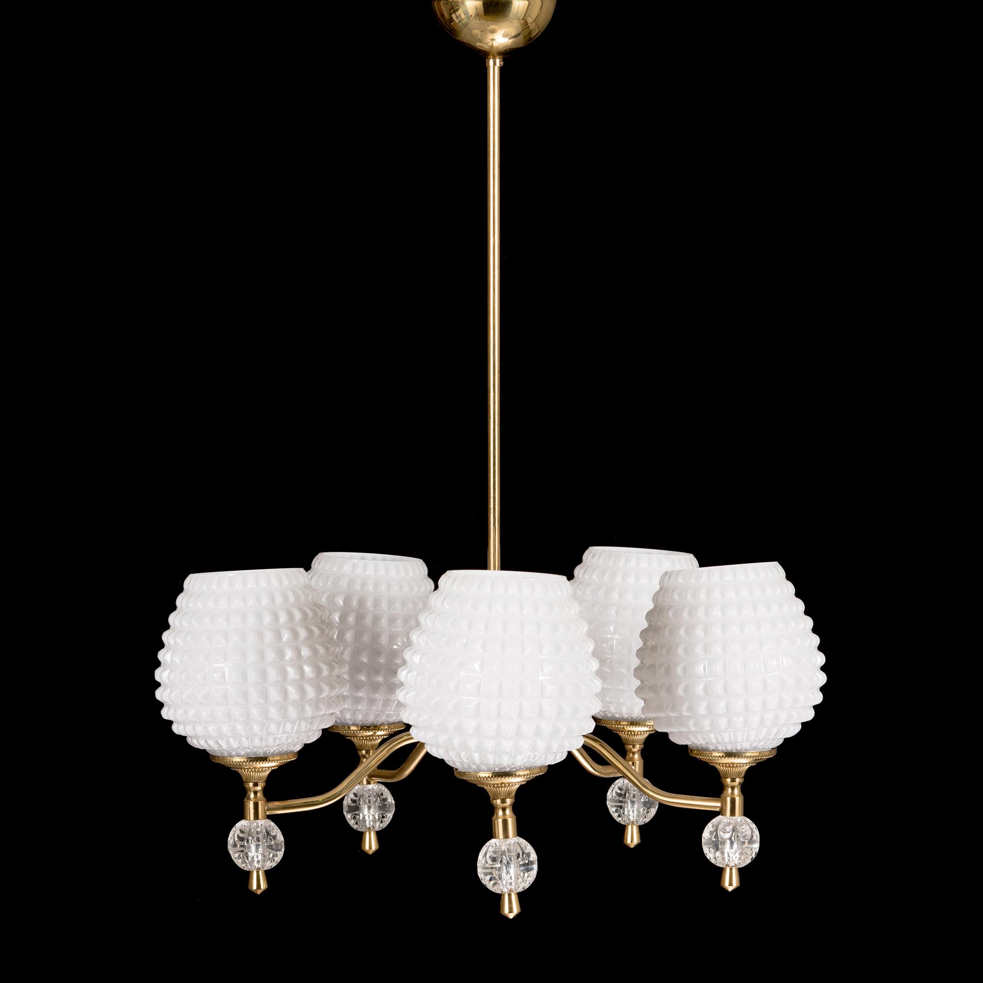A mid-20th century chandelier.