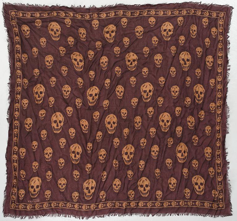 SCARF, Alexander McQueen.