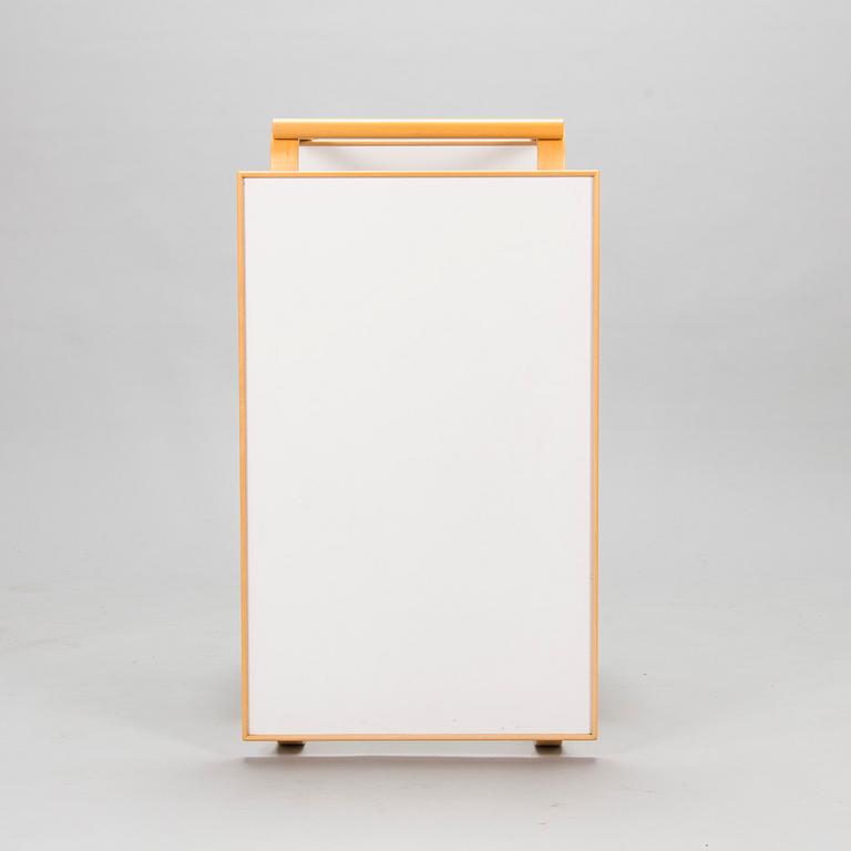 Alvar Aalto, serveringsvagn, modell 901, Artek, Finland, 1900-slut.