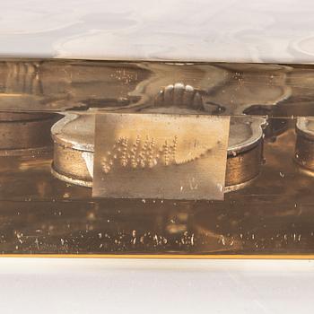 Arman,  skulptur signerad.