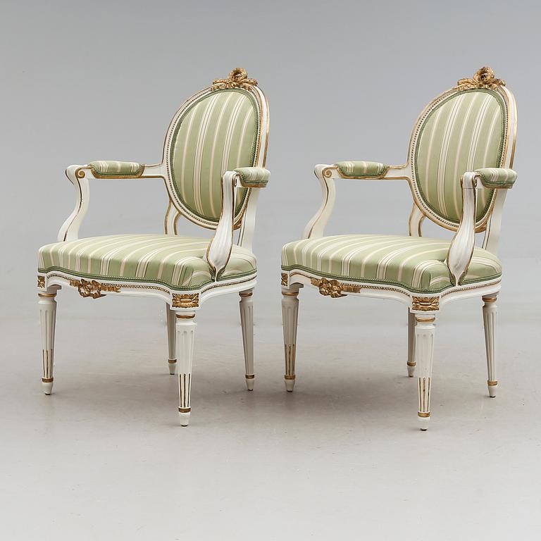 KARMSTOLAR, 1 par, gustaviansk stil, 1900-talets början.