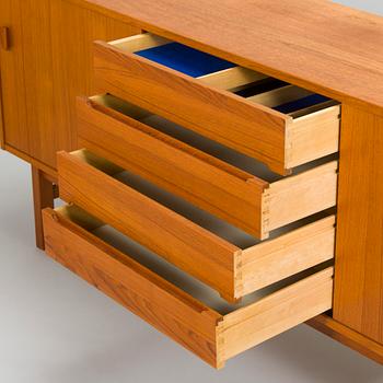 Nils Jonsson, sideboard, "Arild", Bra Bohag, Troeds, 1960-tal.