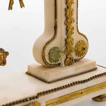 Mantle clock, marble, gilt metal, Aubert L´ne, Paris.