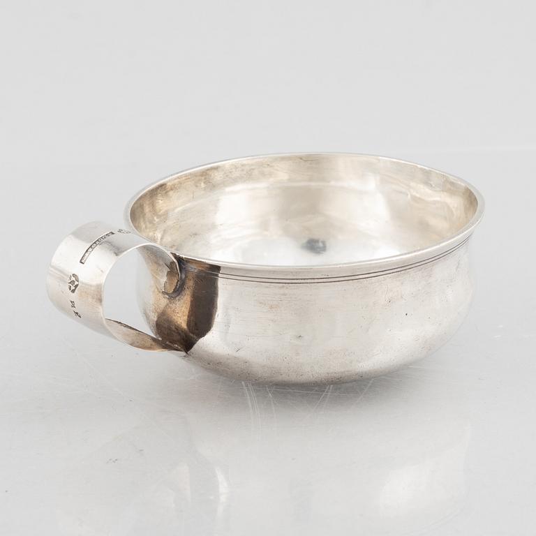 A Swedish silver cup with handle, mark of Erik Löfgren, Umeå 1795.