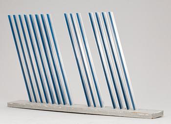 LARS-ERIK FALK, skulptur, aluminium och spånskiva.