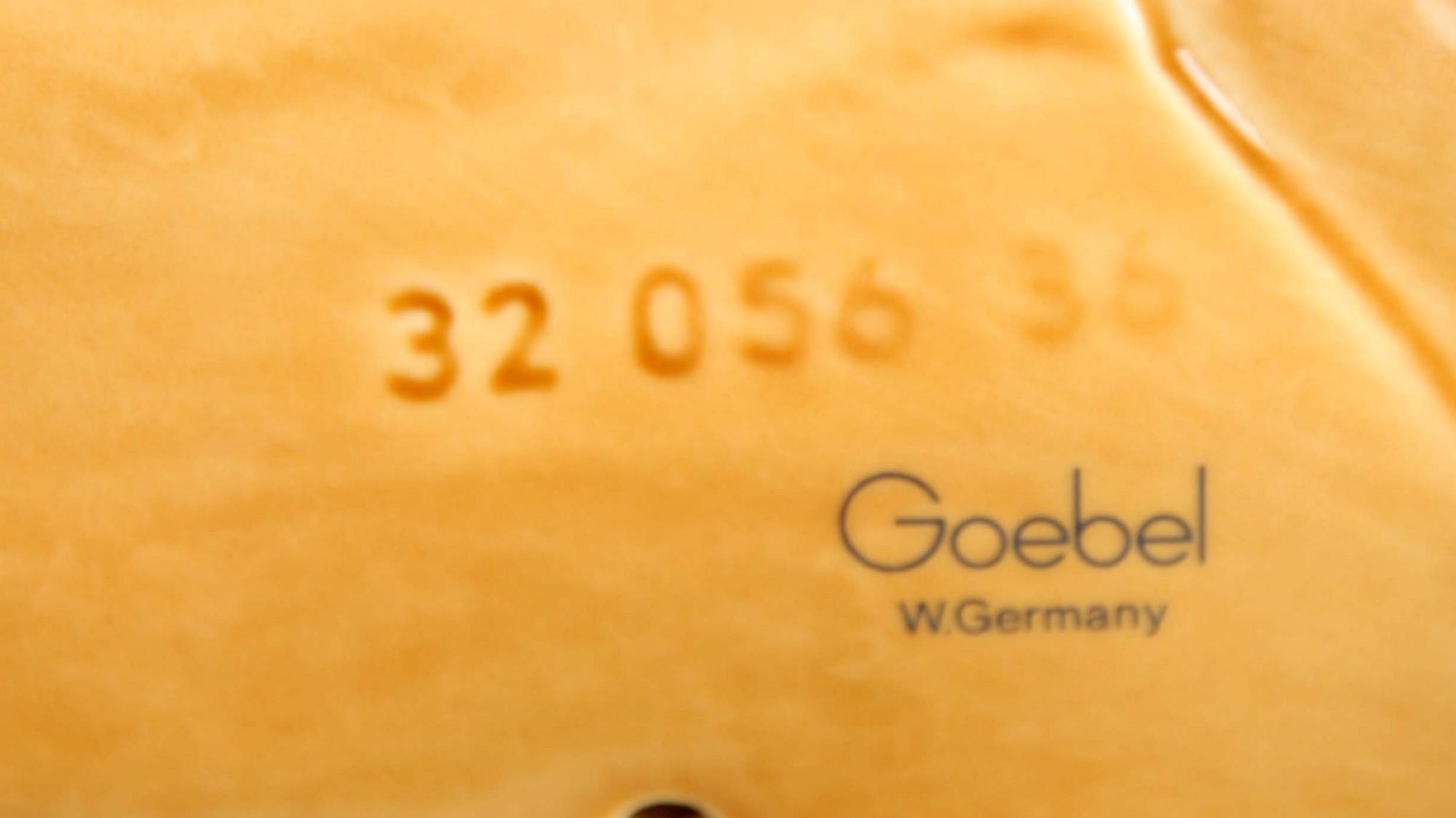 FIGURIN, porslin. Goebel, Tyskland.