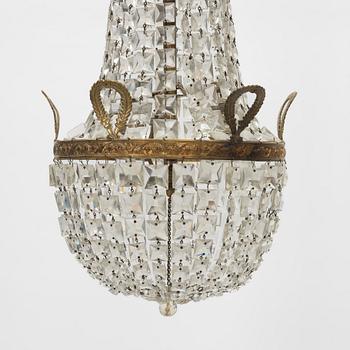 A chandelier, early 20th Century.