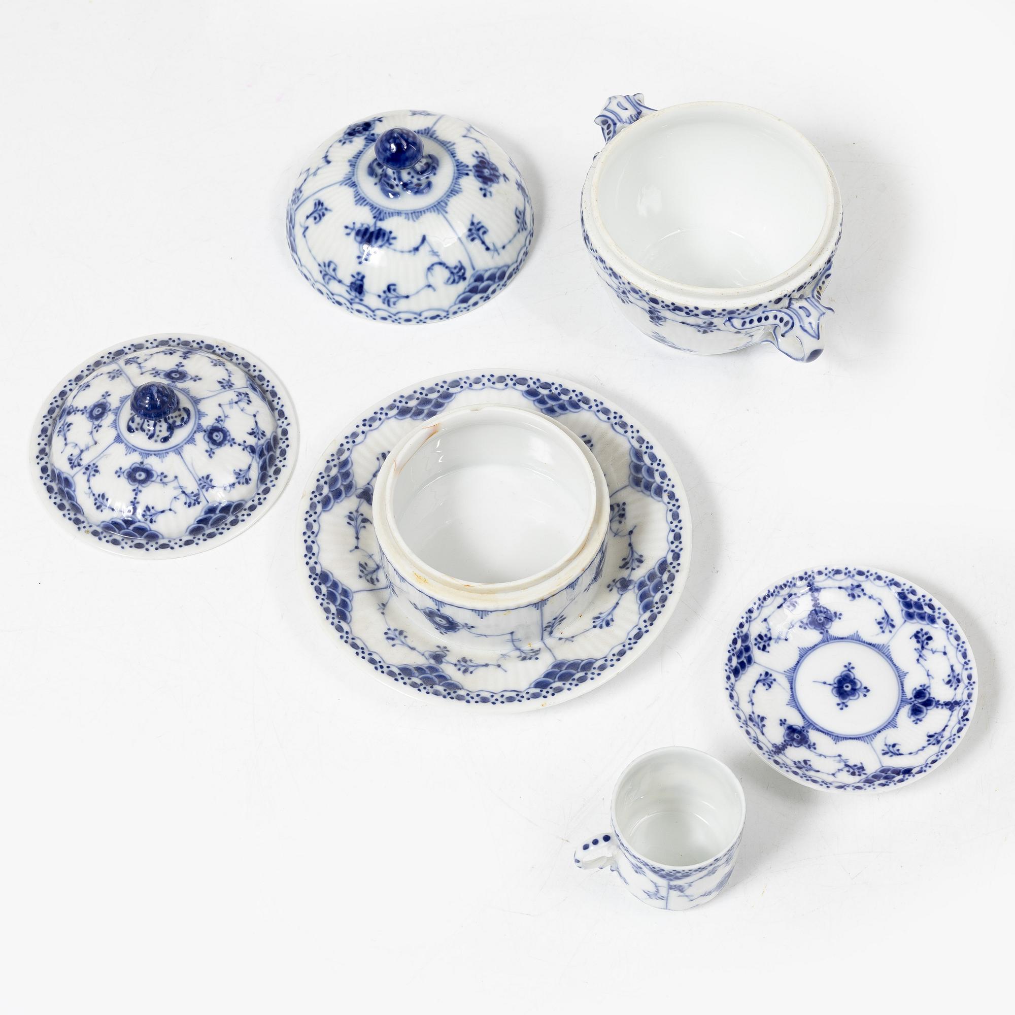 Royal Copenhagen, A part Royal Copenhagen blue fluted coffee service, Denmark, 20th century. (33 pieces).
