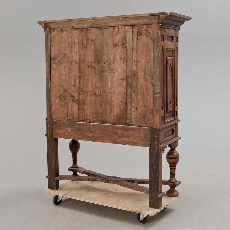 SKÅP, barockstil, 1900-tal.