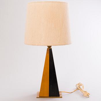 MARIA LINDEMAN, pöytävalaisin, Idman 1960-luku.