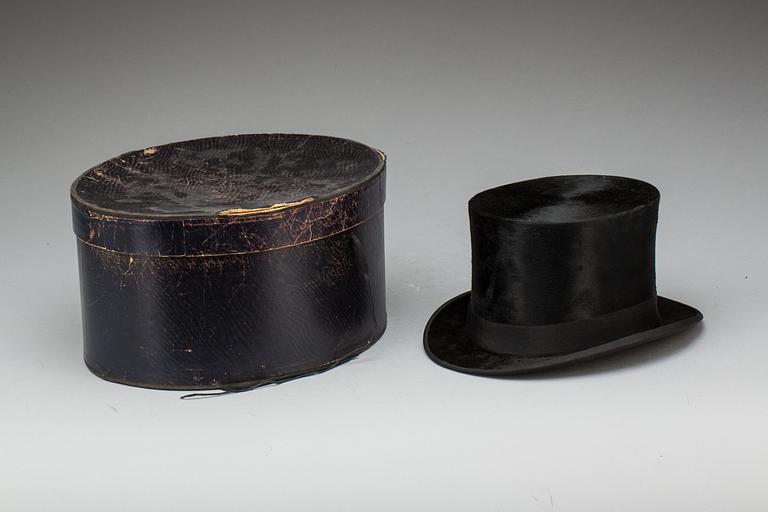 CYLINDERHATT, "Hat Manufactory in London Extra Quality. Göst. Möller Eftr. Malmö"  omkring 1900.