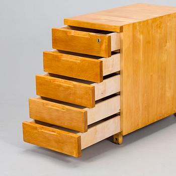 Aino Aalto, A 1930's 'B96' drawer unit for O.Y. Huonekalu- ja Rakennustyötehdas A.B. Finland.