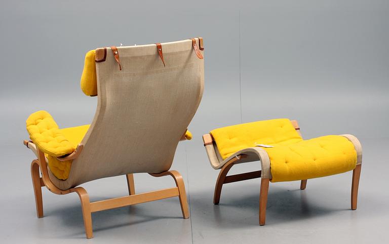 VILSTOL MED FOTPALL, "Pernilla" design Bruno Mathsson by Dux.