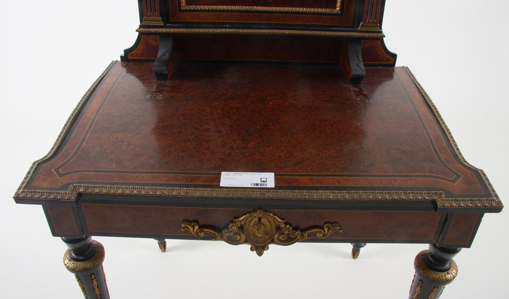 DAMSKRIVBORD, Louis XVI-stil, 1900-tal.