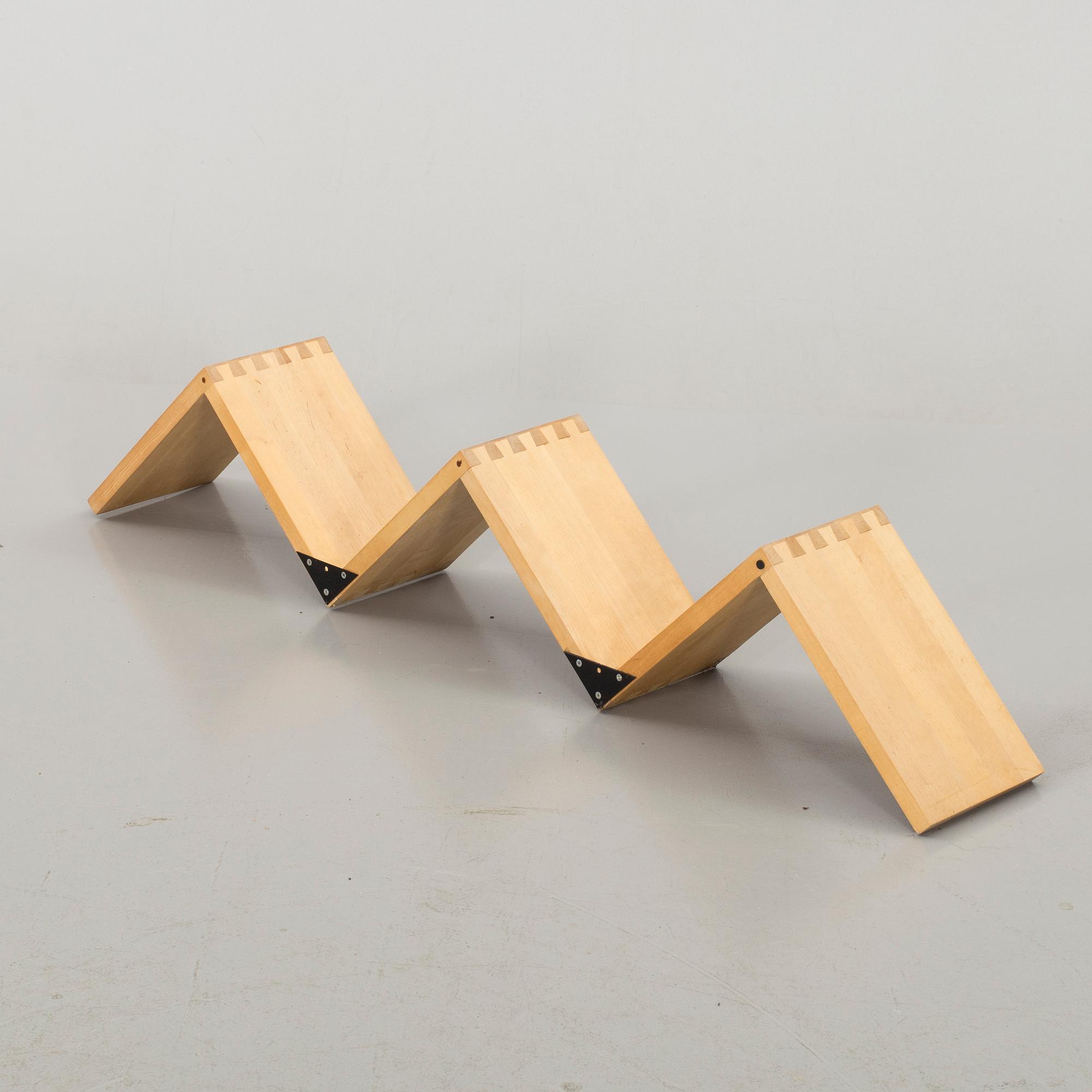 JONAS BOHLIN, vägghylla "Zink", Källemo AB Värnamo, 1900-talets senare del.