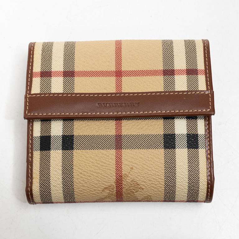 Burberry, väska samt plånbok.
