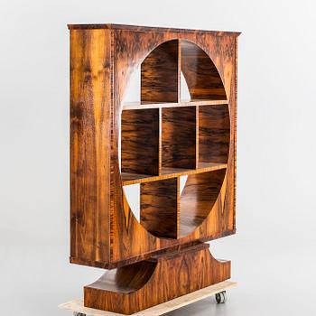 AN ART DECO STYLE BOOKSHELF FROM THE SECOND HALF OF THE 20TH CENTURY.