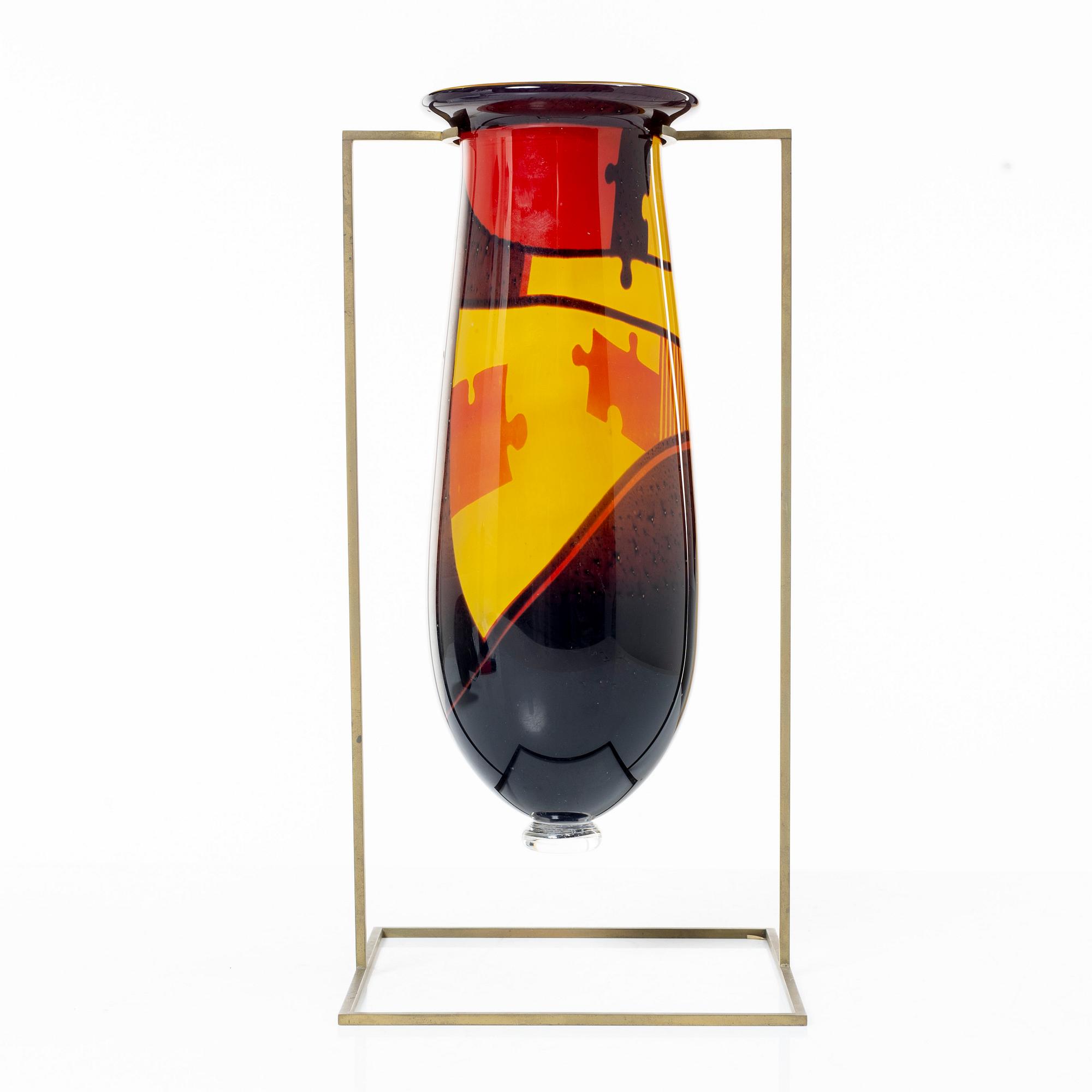 Klas-Göran Tinbäck, vase, own studio, 1990.