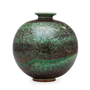 468. A Berndt Friberg stoneware vase, Gustavsberg Studio 1970.