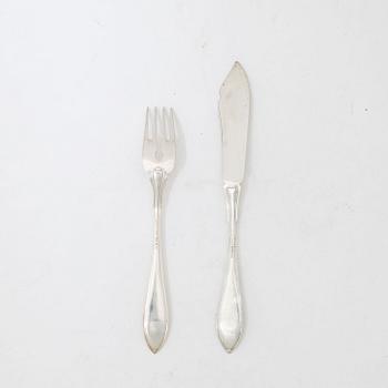 Karl Anderson, fiskbestick, 24 st, silver, modell "Svensk spetsig", Stockholm 1912-13.