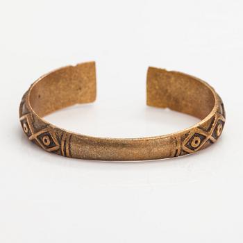 A bronze bracelet "Vörå bracelet", model 207. Kalevala Koru, Helsinki 1940's.