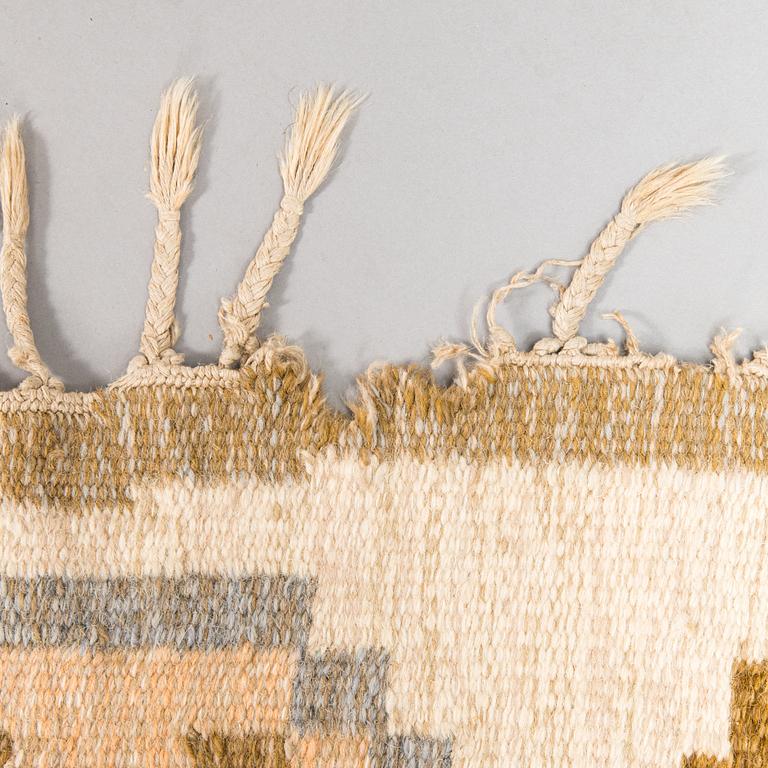 Ingegerd Silow, a flat weave carpet 'Torvalla. Circa 200 cm.